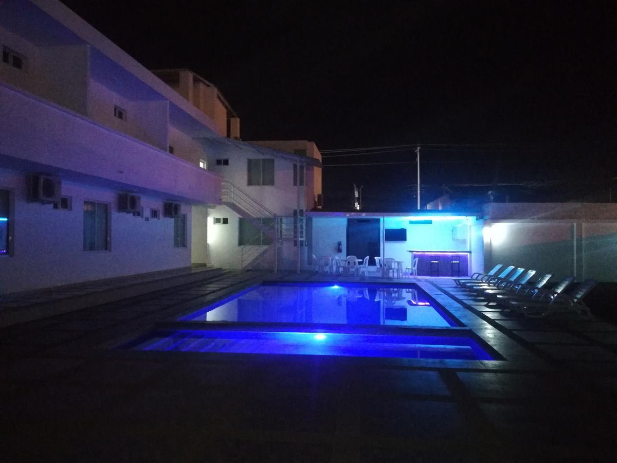 Manta Airport Hotel Zewnętrze zdjęcie
