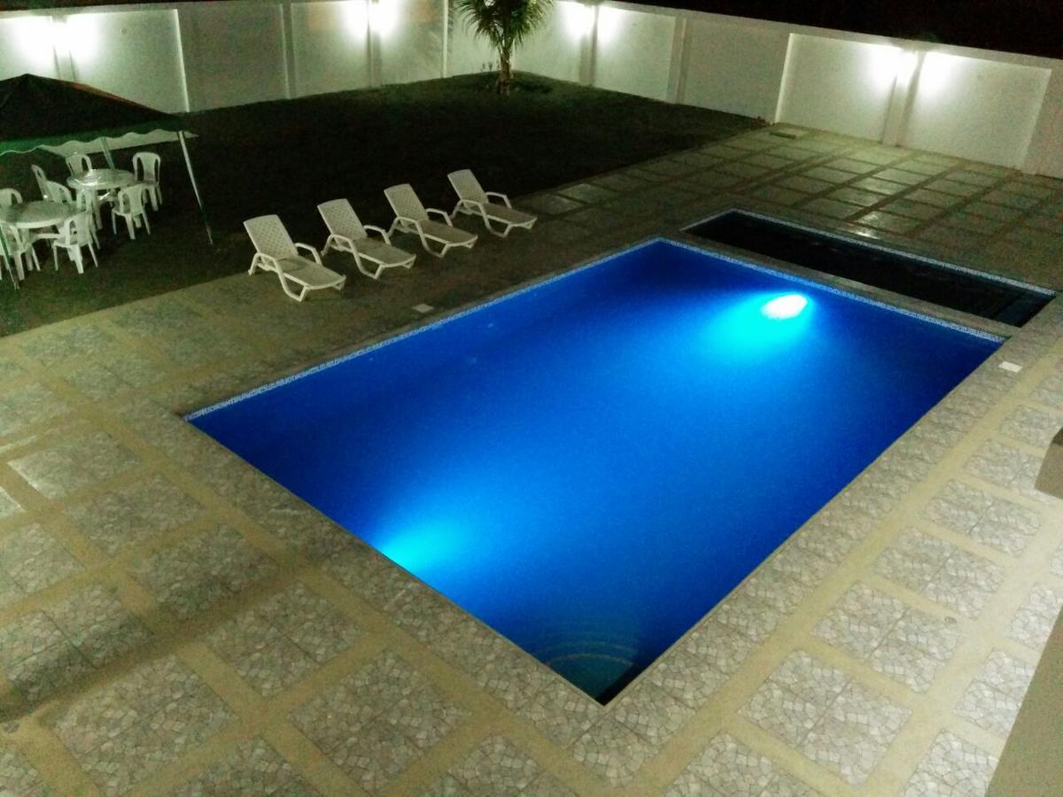 Manta Airport Hotel Zewnętrze zdjęcie